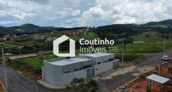 CI 482 - Casas recém-construídas, financiáveis  e independentes no Parque dos Rosas - oportunidade!
